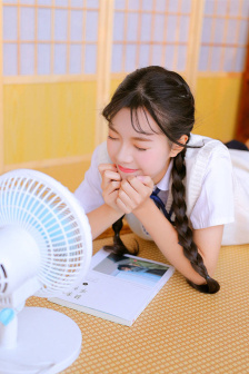 快穿女主有名器的H纯肉黄暴拉文